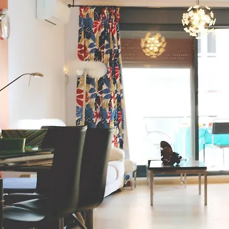 Apartamento Avenida Estacion Apartment
